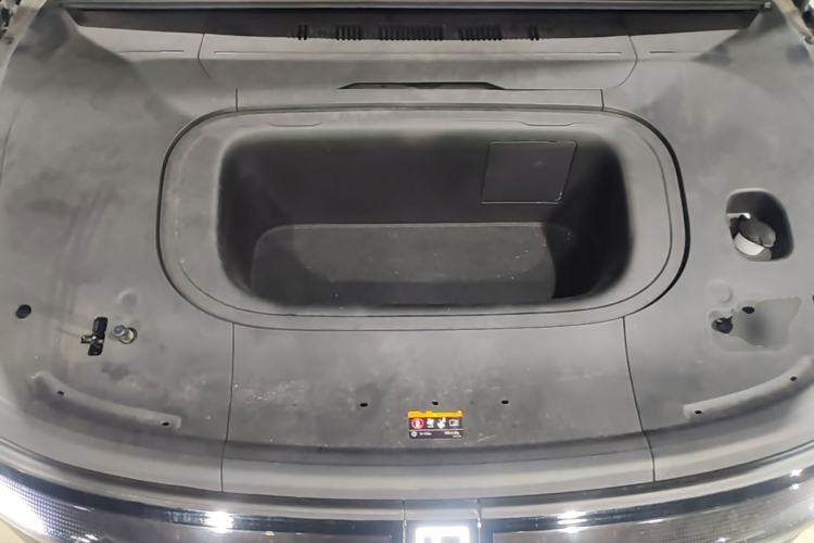 Used Zeekr 007 2025 Long-Range Rear-Wheel-Drive Intelligent Driving Version 100 kWh Engine Bay
