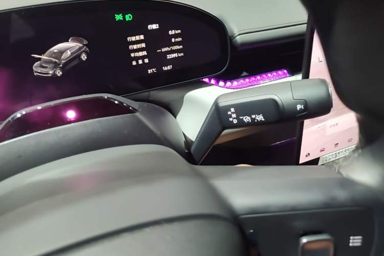 Used Zeekr 007 2025 Long-Range Rear-Wheel-Drive Intelligent Driving Version 100 kWh Gear Lever