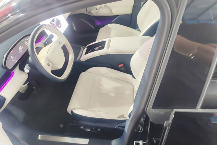 Used Zeekr 007 2025 Long-Range Rear-Wheel-Drive Intelligent Driving Version 100 kWh Left Front Seat