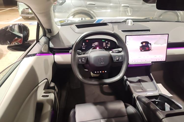 Used Zeekr 007 2025 Long-Range Rear-Wheel-Drive Intelligent Driving Version 100 kWh Steering Wheel