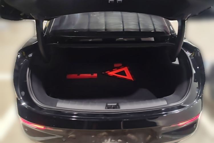 Used Zeekr 007 2025 Long-Range Rear-Wheel-Drive Intelligent Driving Version 100 kWh Trunk