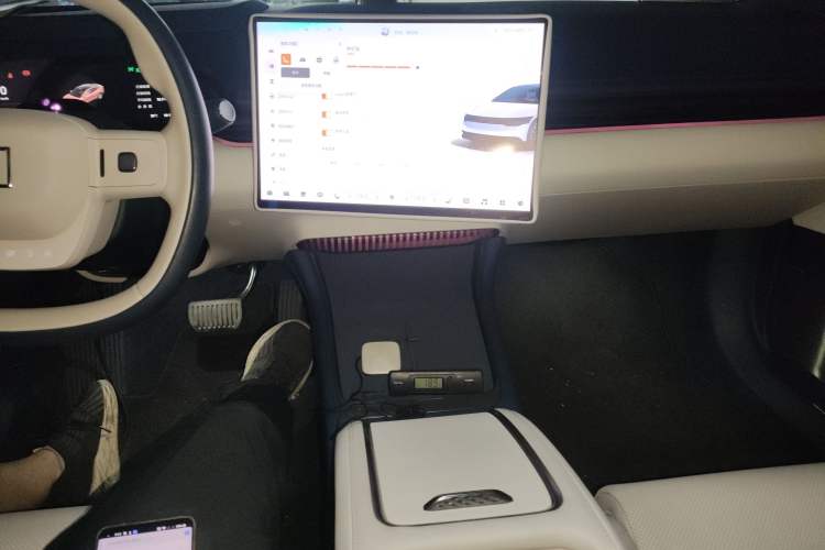 Used Zeekr 007 2025 Rear-Drive Intelligent Driving Version 75 kWh Audio And AC Panel
