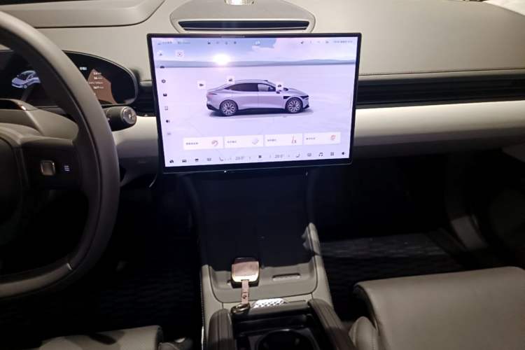 Used Zeekr 007 2025 Rear-Drive Intelligent Driving Version 75 kWh Audio And AC Panel