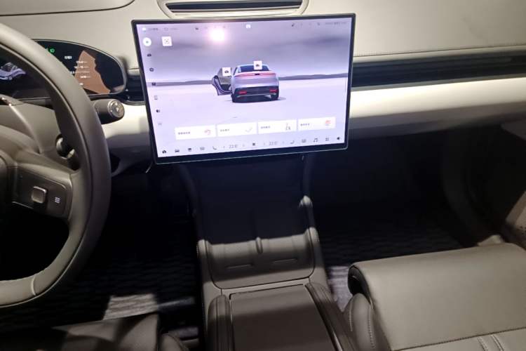 Used Zeekr 007 2025 Rear-Drive Intelligent Driving Version 75 kWh Audio And AC Panel