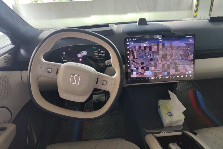 Used Zeekr 007 2025 Rear-Drive Intelligent Driving Version 75 kWh Center Console