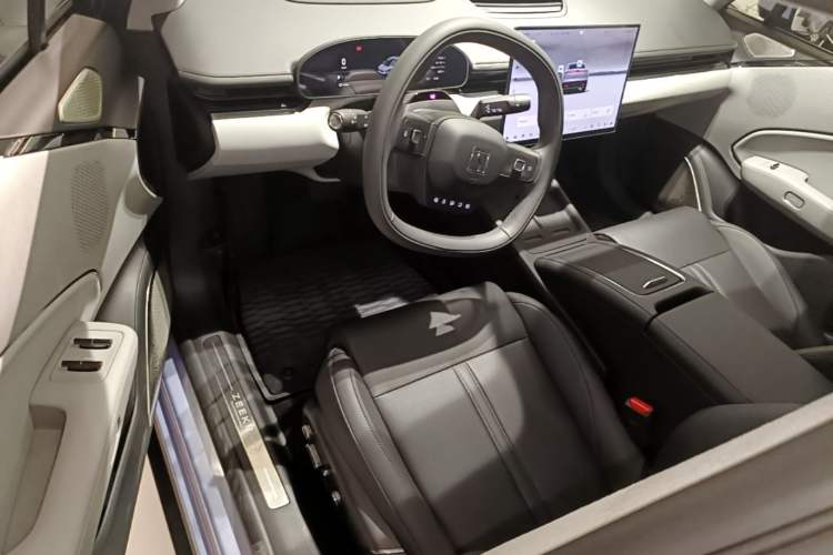 Used Zeekr 007 2025 Rear-Drive Intelligent Driving Version 75 kWh Driver Seat