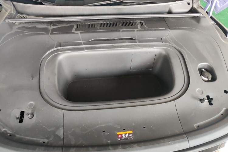 Used Zeekr 007 2025 Rear-Drive Intelligent Driving Version 75 kWh Engine Bay