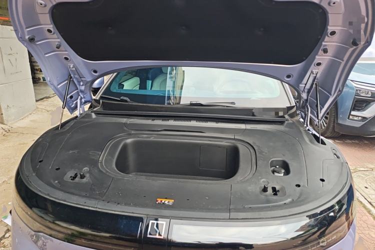 Used Zeekr 007 2025 Rear-Drive Intelligent Driving Version 75 kWh Engine Bay