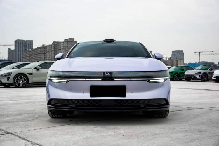 Used Zeekr 007 2025 Long-Range Rear-Wheel-Drive Intelligent Driving Version 100 kWh Exterior 1