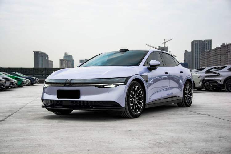 Used Zeekr 007 2025 Long-Range Rear-Wheel-Drive Intelligent Driving Version 100 kWh Exterior 4