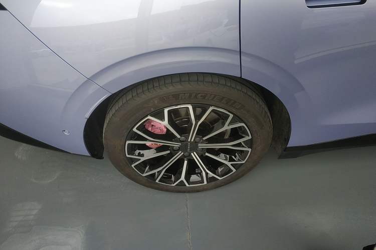 Used Zeekr 007 2025 Rear-Drive Intelligent Driving Version 75 kWh Exterior 8