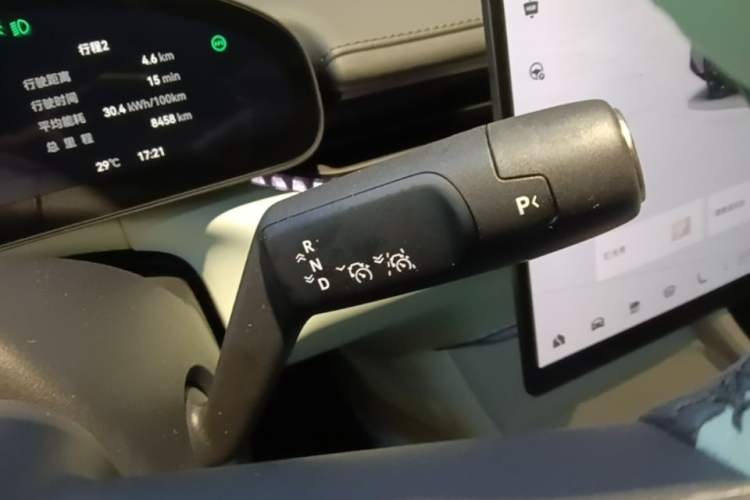 Used Zeekr 007 2025 Four-Wheel Drive Intelligent Driving Version 75 kWh Gear Lever