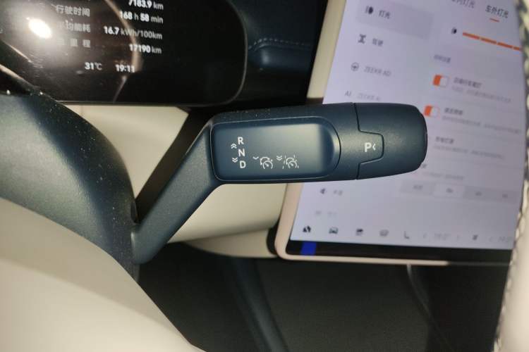Used Zeekr 007 2025 Rear-Drive Intelligent Driving Version 75 kWh Gear Lever