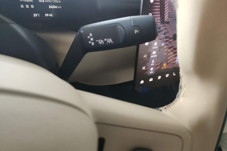 Used Zeekr 007 2025 Rear-Drive Intelligent Driving Version 75 kWh Gear Lever