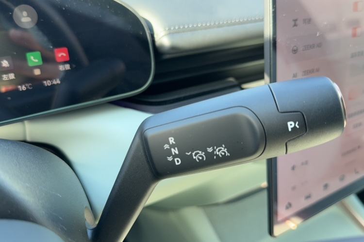 Used Zeekr 007 2025 Long-Range All-Wheel-Drive Intelligent Driving Version 100 kWh Gear Lever