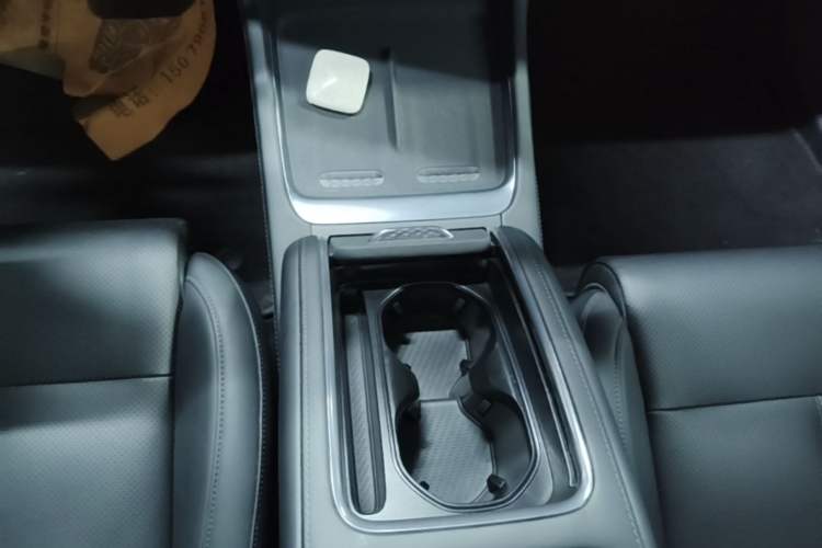Used Zeekr 007 2025 Rear-Drive Intelligent Driving Version 75 kWh Gear Lever