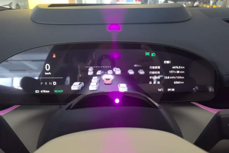 Used Zeekr 007 2025 Long-Range Rear-Wheel-Drive Intelligent Driving Version 100 kWh Instrument Cluster