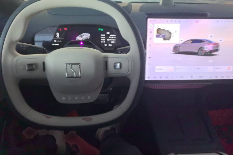 Used Zeekr 007 2025 Long-Range Rear-Wheel-Drive Intelligent Driving Version 100 kWh Interior 2