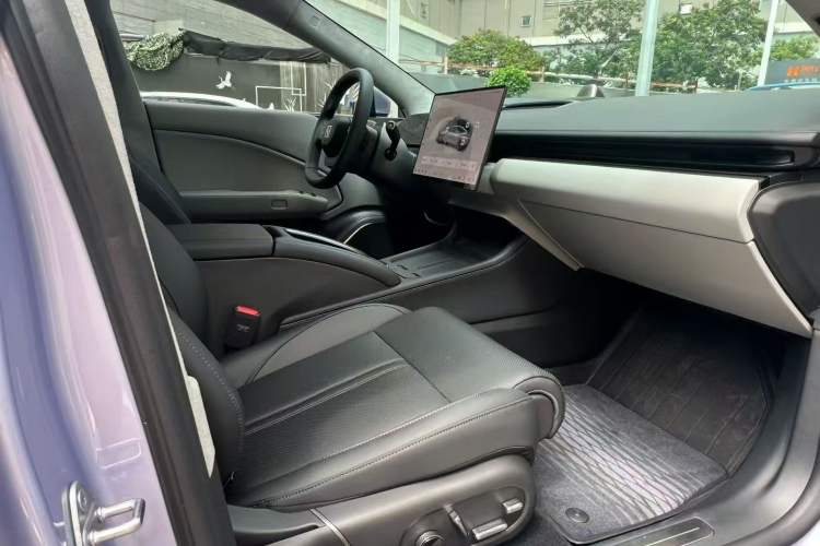Used Zeekr 007 2025 Rear-Drive Intelligent Driving Version 75 kWh Interior 3