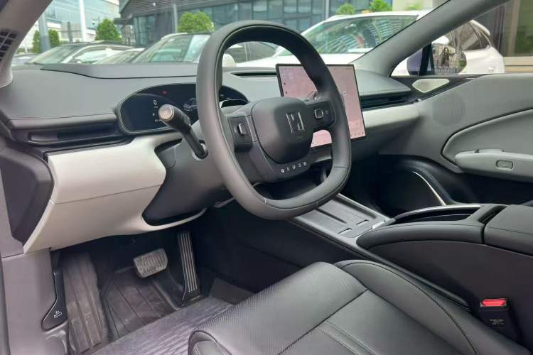 Used Zeekr 007 2025 Rear-Drive Intelligent Driving Version 75 kWh Interior 4