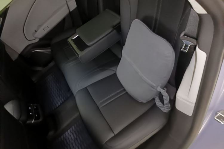 Used Zeekr 007 2025 Rear-Drive Intelligent Driving Version 75 kWh Left Rear Seat