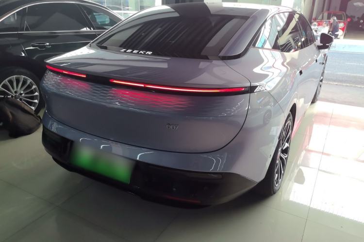 Used Zeekr 007 2025 Rear-Drive Intelligent Driving Version 75 kWh Rear Right 45 Deg