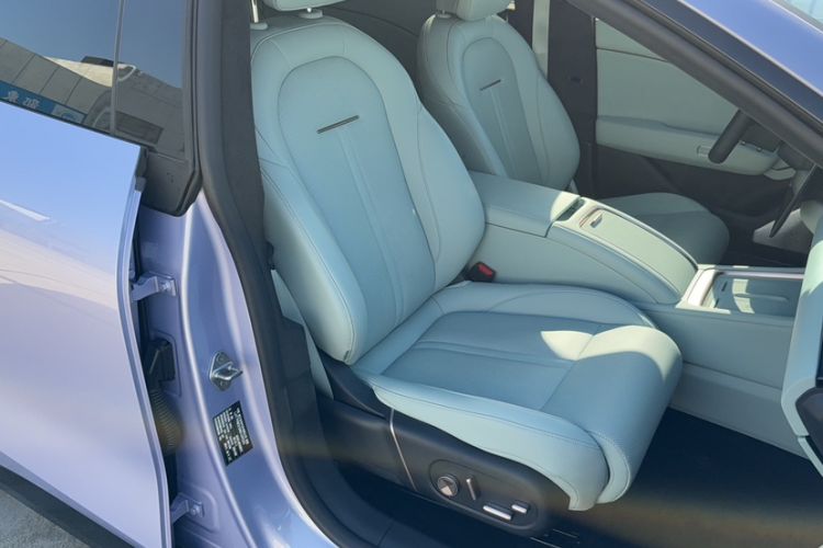 Used Zeekr 007 2025 Long-Range All-Wheel-Drive Intelligent Driving Version 100 kWh Right Front Seat