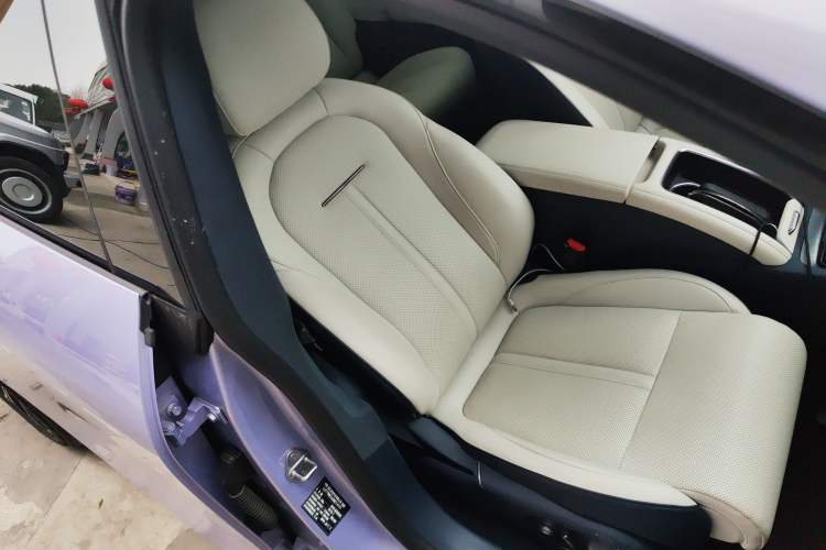 Used Zeekr 007 2025 Four-Wheel Drive Intelligent Driving Version 75 kWh Right Front Seat