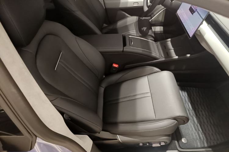 Used Zeekr 007 2025 Rear-Drive Intelligent Driving Version 75 kWh Right Front Seat