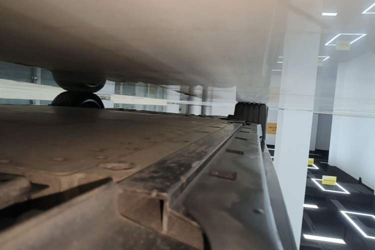 Used Zeekr 007 2025 Rear-Drive Intelligent Driving Version 75 kWh Right Side Sill