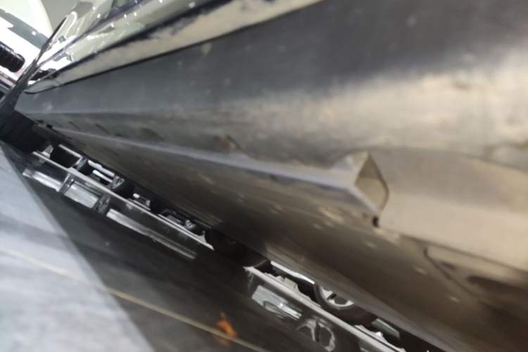 Used Zeekr 007 2025 Rear-Drive Intelligent Driving Version 75 kWh Right Side Sill