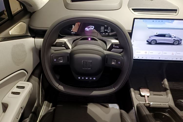 Used Zeekr 007 2025 Rear-Drive Intelligent Driving Version 75 kWh Steering Wheel