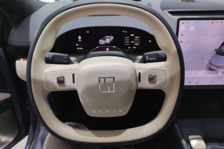 Used Zeekr 007 2025 Rear-Drive Intelligent Driving Version 75 kWh Steering Wheel