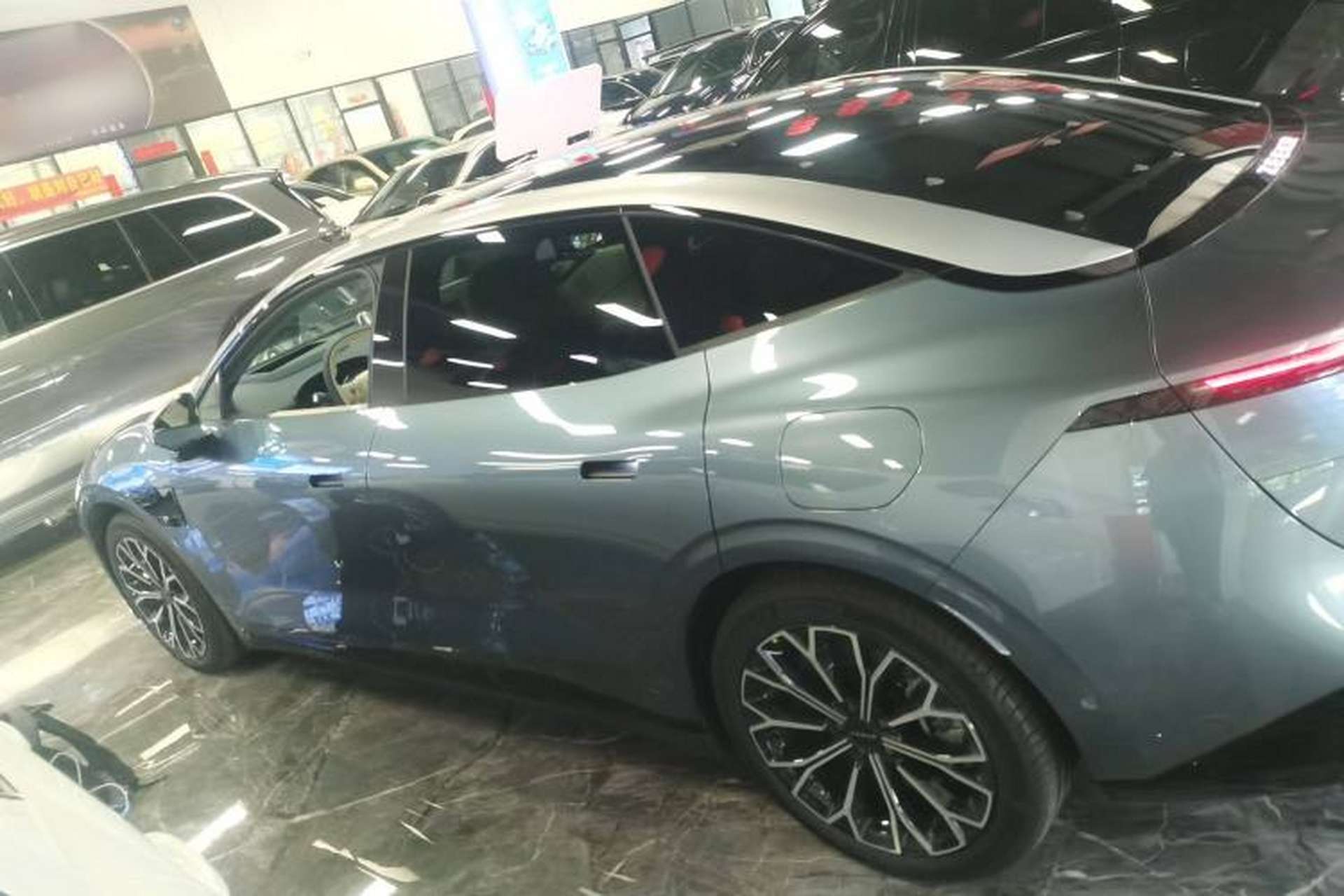 Used Zeekr 007 2025 Four-Wheel Drive Intelligent Driving Version 75 kWh Exterior 3