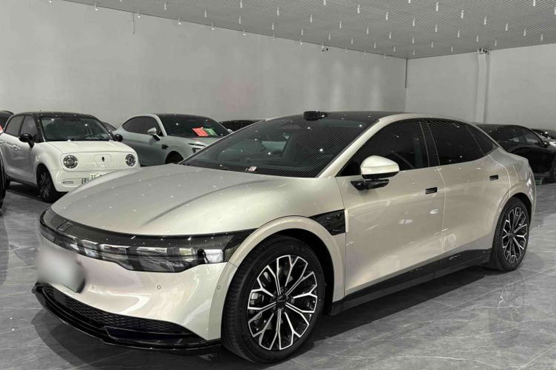 Used Zeekr 007 2025 Long-Range Rear-Wheel-Drive Intelligent Driving Version 100 kWh Front Left 45 Deg