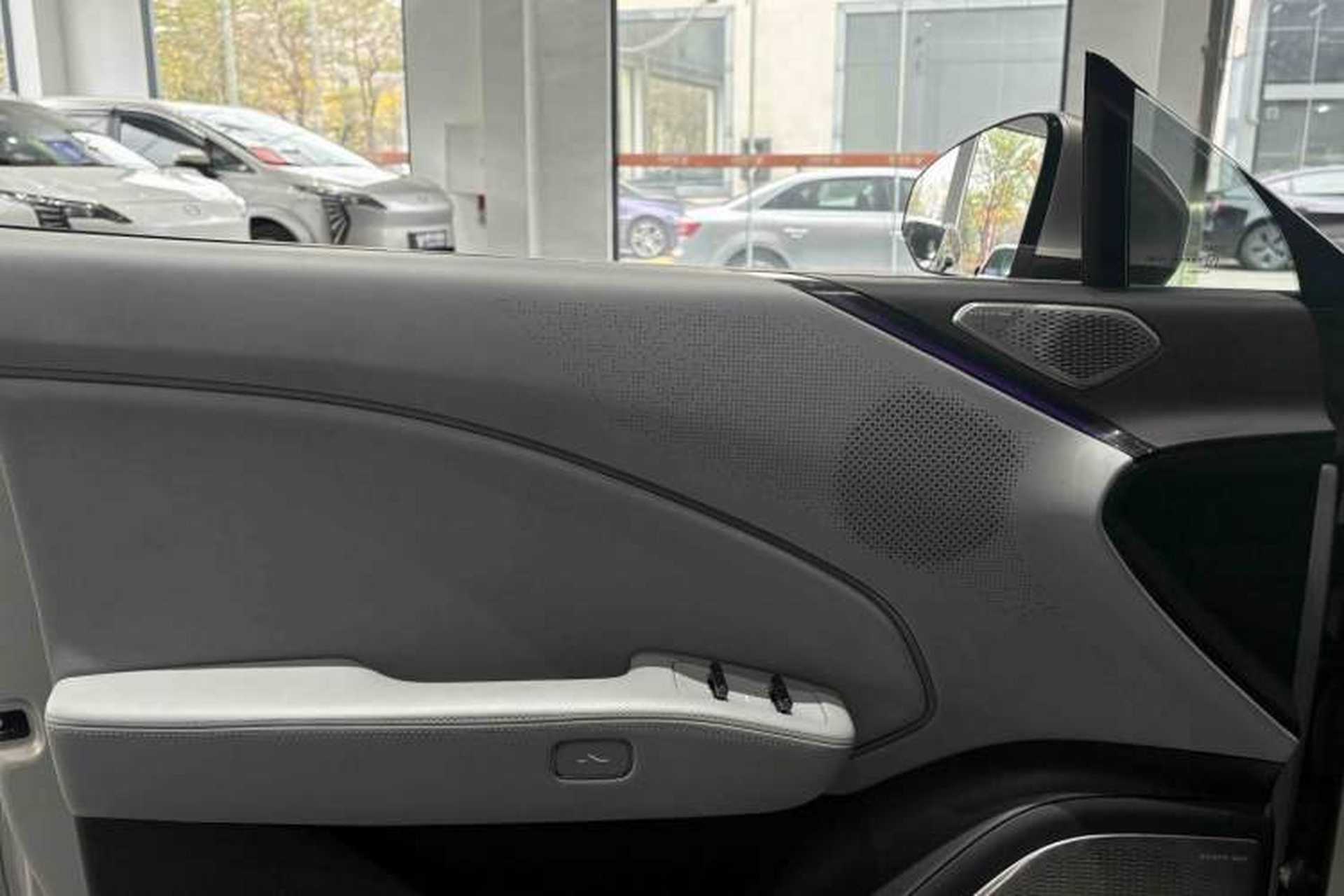 Used Zeekr 007 2025 Long-Range Rear-Wheel-Drive Intelligent Driving Version 100 kWh Interior 11