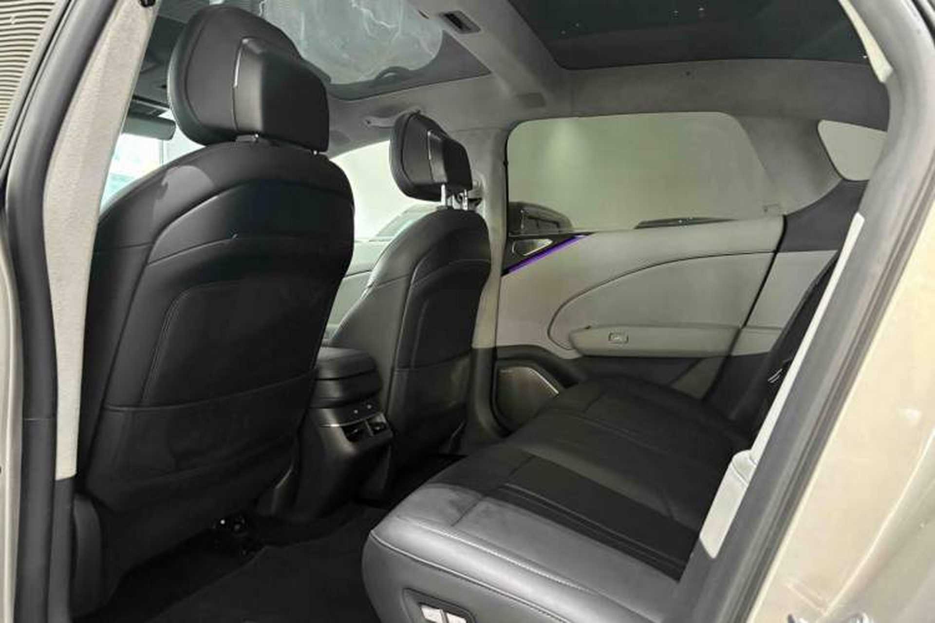 Used Zeekr 007 2025 Long-Range Rear-Wheel-Drive Intelligent Driving Version 100 kWh Interior 2
