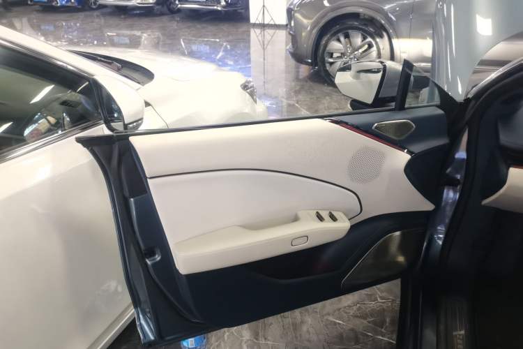 Used Zeekr 007 2025 Four-Wheel Drive Intelligent Driving Version 75 kWh Interior 7