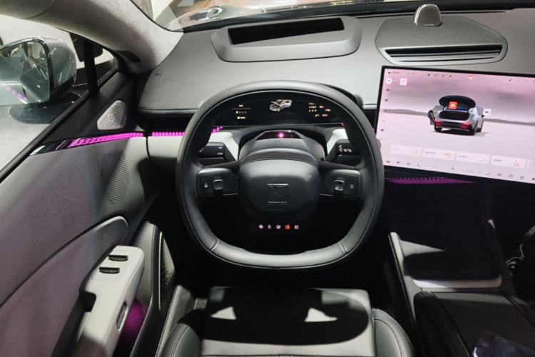 Used Zeekr 007 2025 Long-Range Rear-Wheel-Drive Intelligent Driving Version 100 kWh Steering Wheel