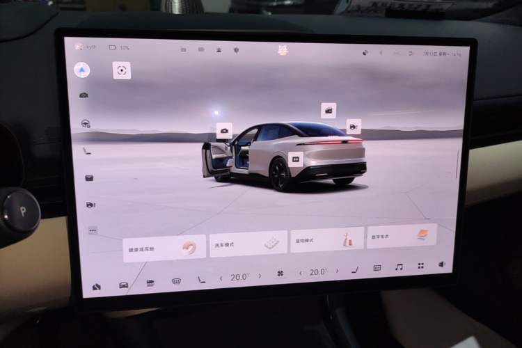 Used Zeekr 007 2025 Rear-Drive Intelligent Driving Version 75 kWh Audio And AC Panel
