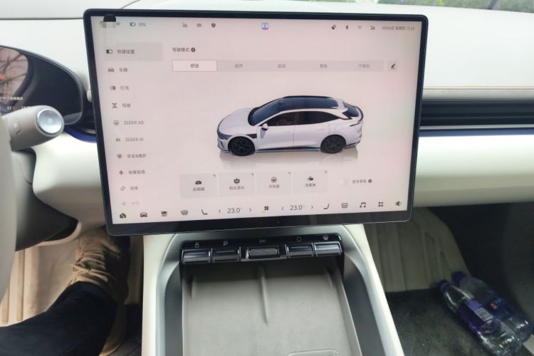 Used Zeekr 007 2025 Rear-Drive Intelligent Driving Version 75 kWh Audio And AC Panel