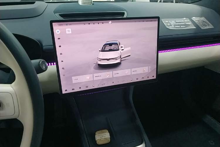 Used Zeekr 007 2025 Long-Range Rear-Wheel-Drive Intelligent Driving Version 100 kWh Audio And AC Panel