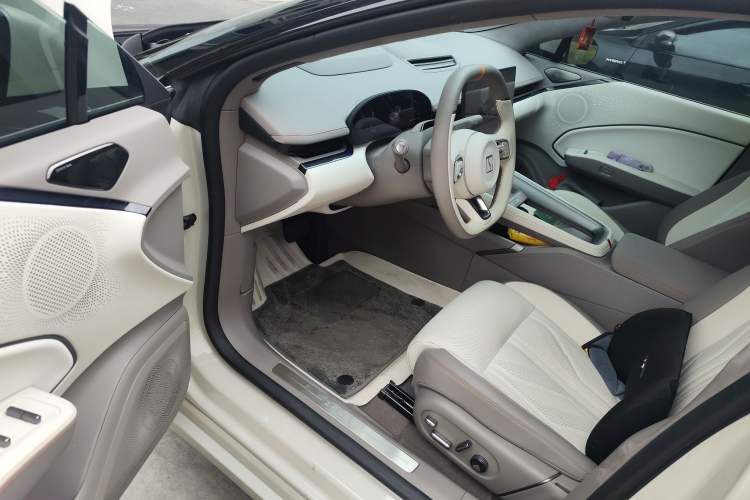Used Zeekr 007 2025 Rear-Drive Intelligent Driving Version 75 kWh Driver Seat