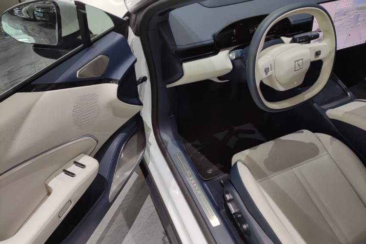 Used Zeekr 007 2025 Rear-Drive Intelligent Driving Version 75 kWh Driver Seat