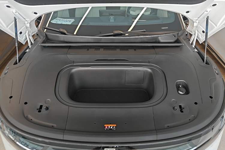 Used Zeekr 007 2025 Rear-Drive Intelligent Driving Version 75 kWh Engine Bay