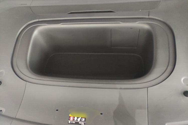 Used Zeekr 007 2025 Rear-Drive Intelligent Driving Version 75 kWh Engine Bay