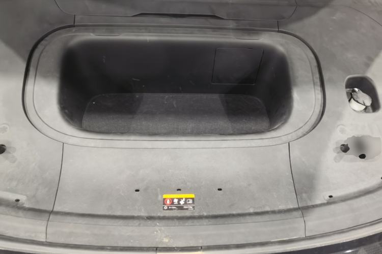 Used Zeekr 007 2025 Long-Range Rear-Wheel-Drive Intelligent Driving Version 100 kWh Engine Bay