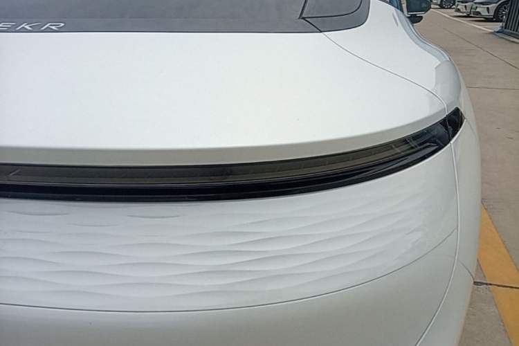 Used Zeekr 007 2025 Long-Range Rear-Wheel-Drive Intelligent Driving Version 100 kWh Exterior 3