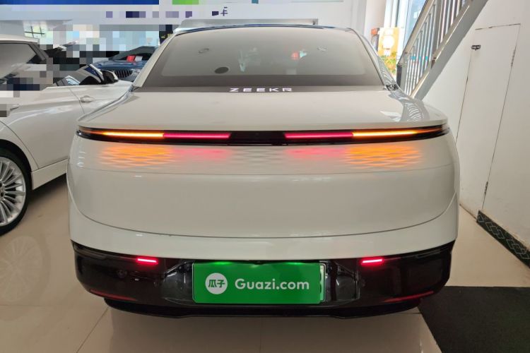 Used Zeekr 007 2025 Long-Range Rear-Wheel-Drive Intelligent Driving Version 100 kWh Exterior 4