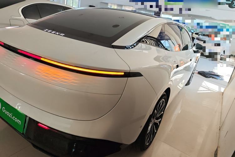 Used Zeekr 007 2025 Long-Range Rear-Wheel-Drive Intelligent Driving Version 100 kWh Exterior 5